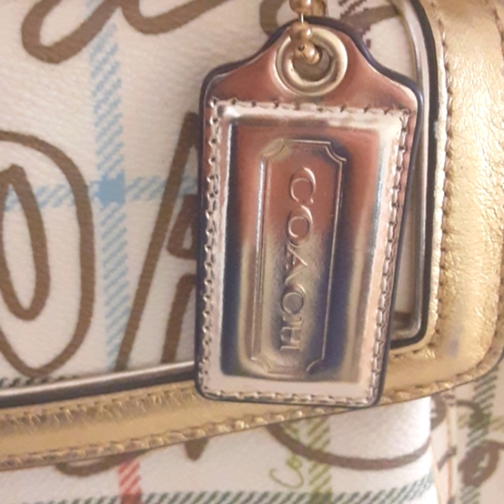 Large pre owned coach chelsea gold tattersall Graffiti purse serial H0968-F13186 - Picture 2 of 8